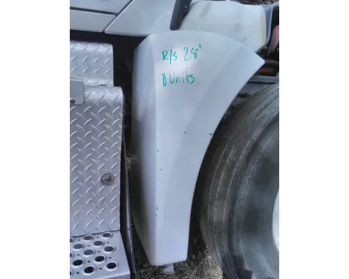 KENWORTH T680 FENDER EXTENSION