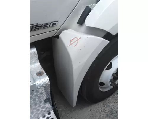 KENWORTH T680 FENDER EXTENSION