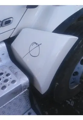 KENWORTH T680 FENDER EXTENSION