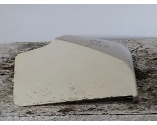 KENWORTH T680 FENDER EXTENSION