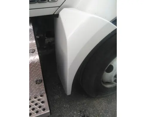 KENWORTH T680 FENDER EXTENSION