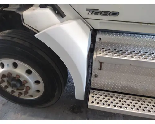 KENWORTH T680 FENDER EXTENSION