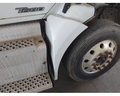 KENWORTH T680 FENDER EXTENSION
