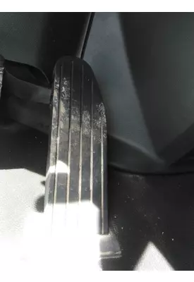 KENWORTH T680 FOOT PEDAL