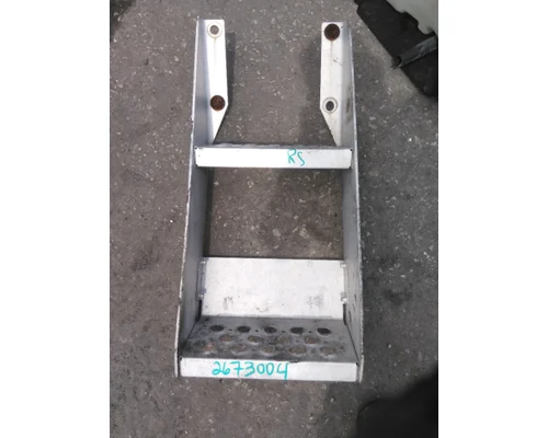 KENWORTH T680 FRAME STEP