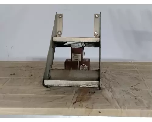 KENWORTH T680 FRAME STEP