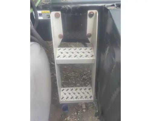 KENWORTH T680 FRAME STEP