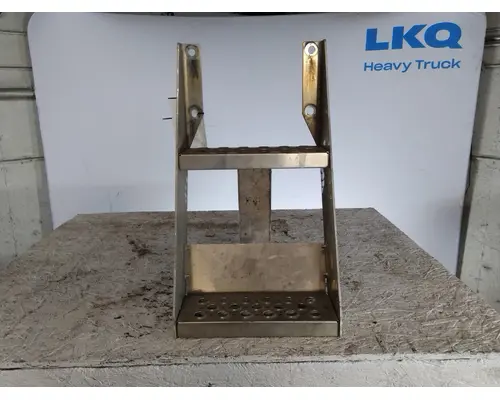 KENWORTH T680 FRAME STEP