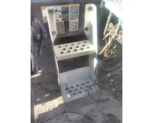 KENWORTH T680 FRAME STEP