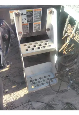 KENWORTH T680 FRAME STEP