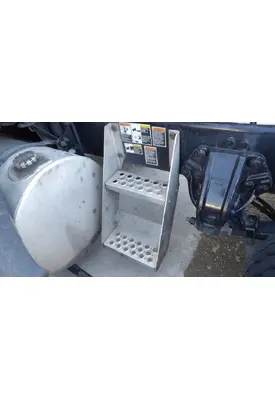 KENWORTH T680 FRAME STEP