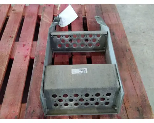 KENWORTH T680 FRAME STEP