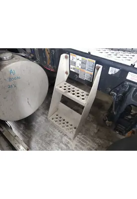 KENWORTH T680 FRAME STEP
