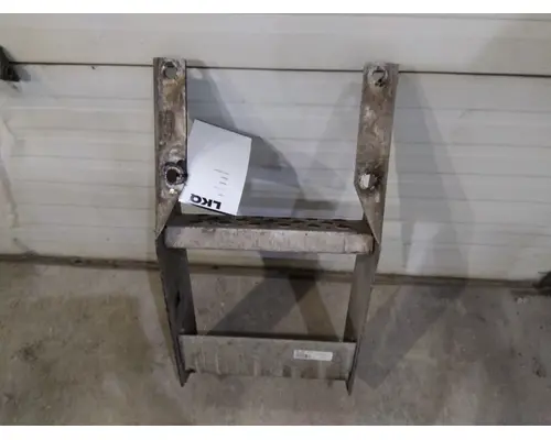 KENWORTH T680 FRAME STEP