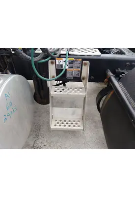 KENWORTH T680 FRAME STEP