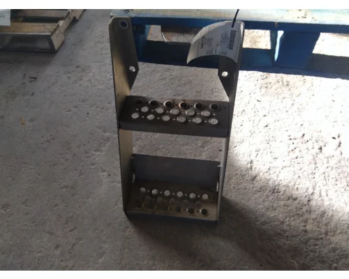 KENWORTH T680 FRAME STEP