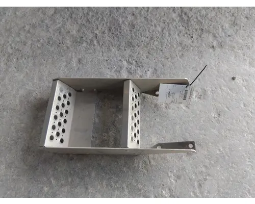 KENWORTH T680 FRAME STEP