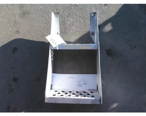 KENWORTH T680 FRAME STEP