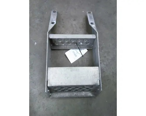 KENWORTH T680 FRAME STEP
