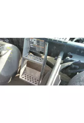 KENWORTH T680 FRAME STEP