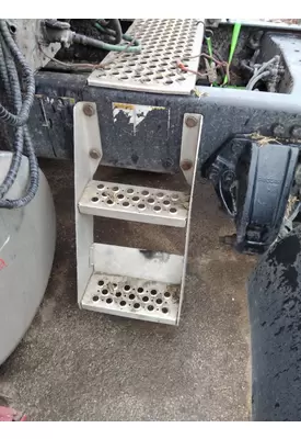 KENWORTH T680 FRAME STEP