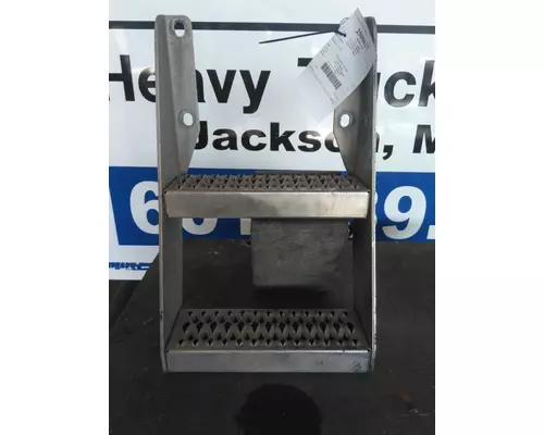 KENWORTH T680 FRAME STEP