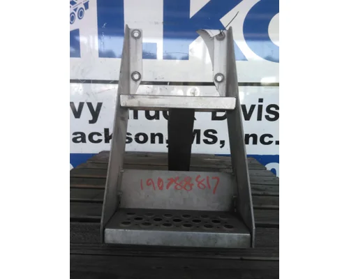 KENWORTH T680 FRAME STEP