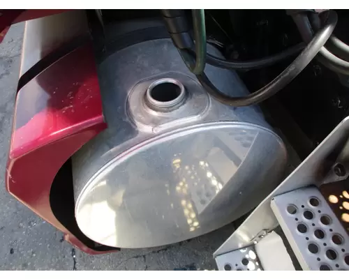 KENWORTH T680 FUEL TANK