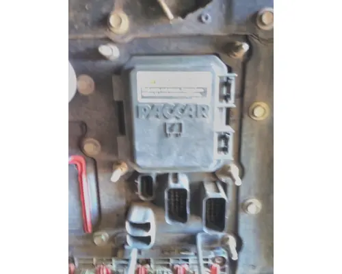 KENWORTH T680 FUSE BOX