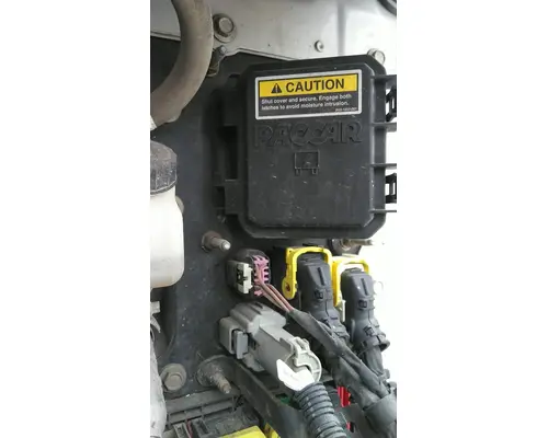 KENWORTH T680 FUSE BOX