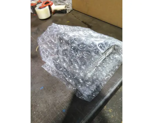 KENWORTH T680 FUSE BOX