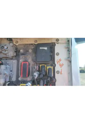 KENWORTH T680 FUSE BOX