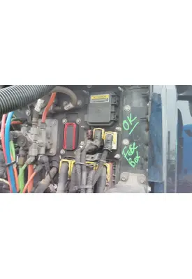 KENWORTH T680 FUSE BOX