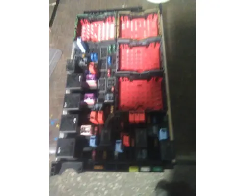 KENWORTH T680 FUSE BOX