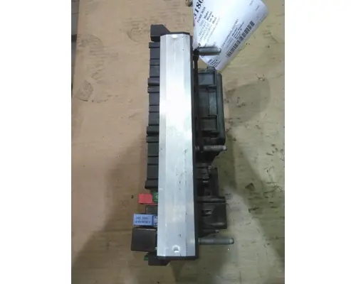 KENWORTH T680 FUSE BOX