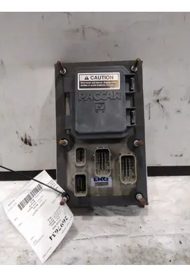 KENWORTH T680 FUSE BOX