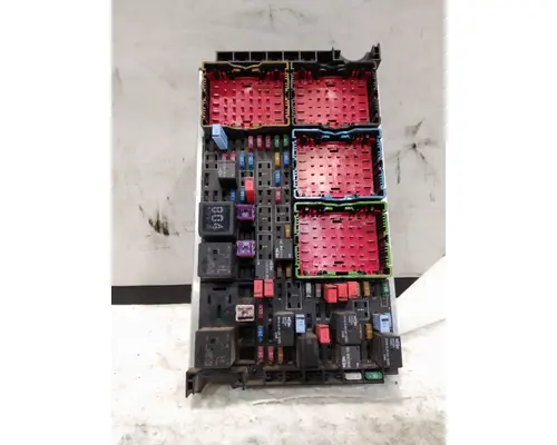 KENWORTH T680 FUSE BOX