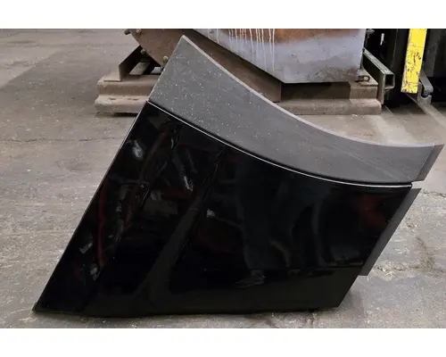 KENWORTH T680 Fairing, Side
