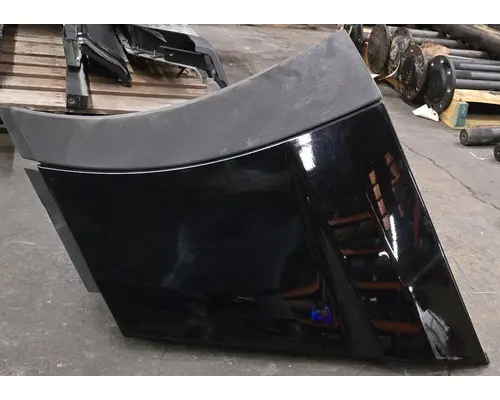KENWORTH T680 Fairing, Side