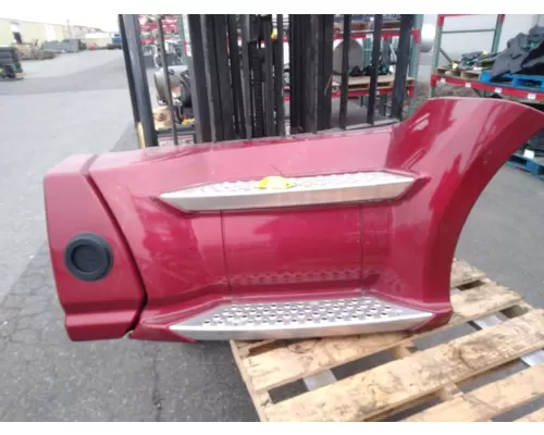 KENWORTH T680 Fairing, Side