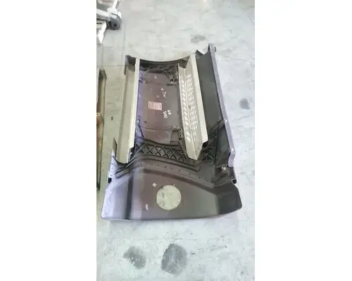 KENWORTH T680 Fairing, Side