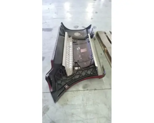 KENWORTH T680 Fairing, Side