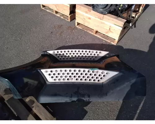 KENWORTH T680 Fairing, Side