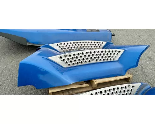 KENWORTH T680 Fairing, Side