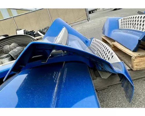 KENWORTH T680 Fairing, Side