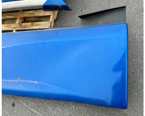 KENWORTH T680 Fairing, Side
