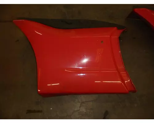 KENWORTH T680 Fairing, Side