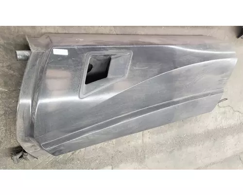 KENWORTH T680 Fairing, Side