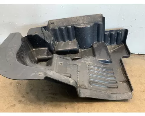 KENWORTH T680 Fender Extension