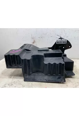 KENWORTH T680 Fender Extension